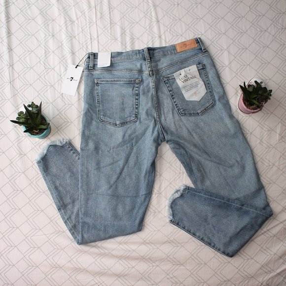 Wave hem ankle skinny jeans from 7 for All Mankind - NWT - Picture 3 of 8